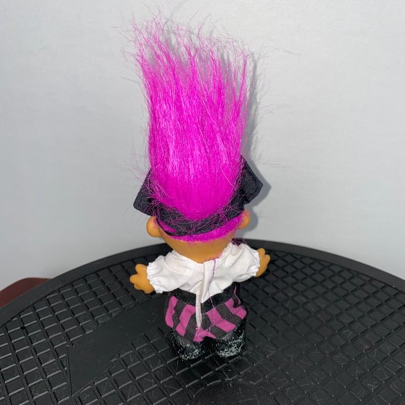 Russ Doll Magenta Pink Hair One Brown Eye Pirate - Picture 5 of 7